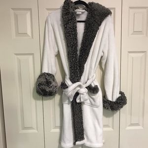 Pottery Barn Luxe Faux Fur Hooded Robe
